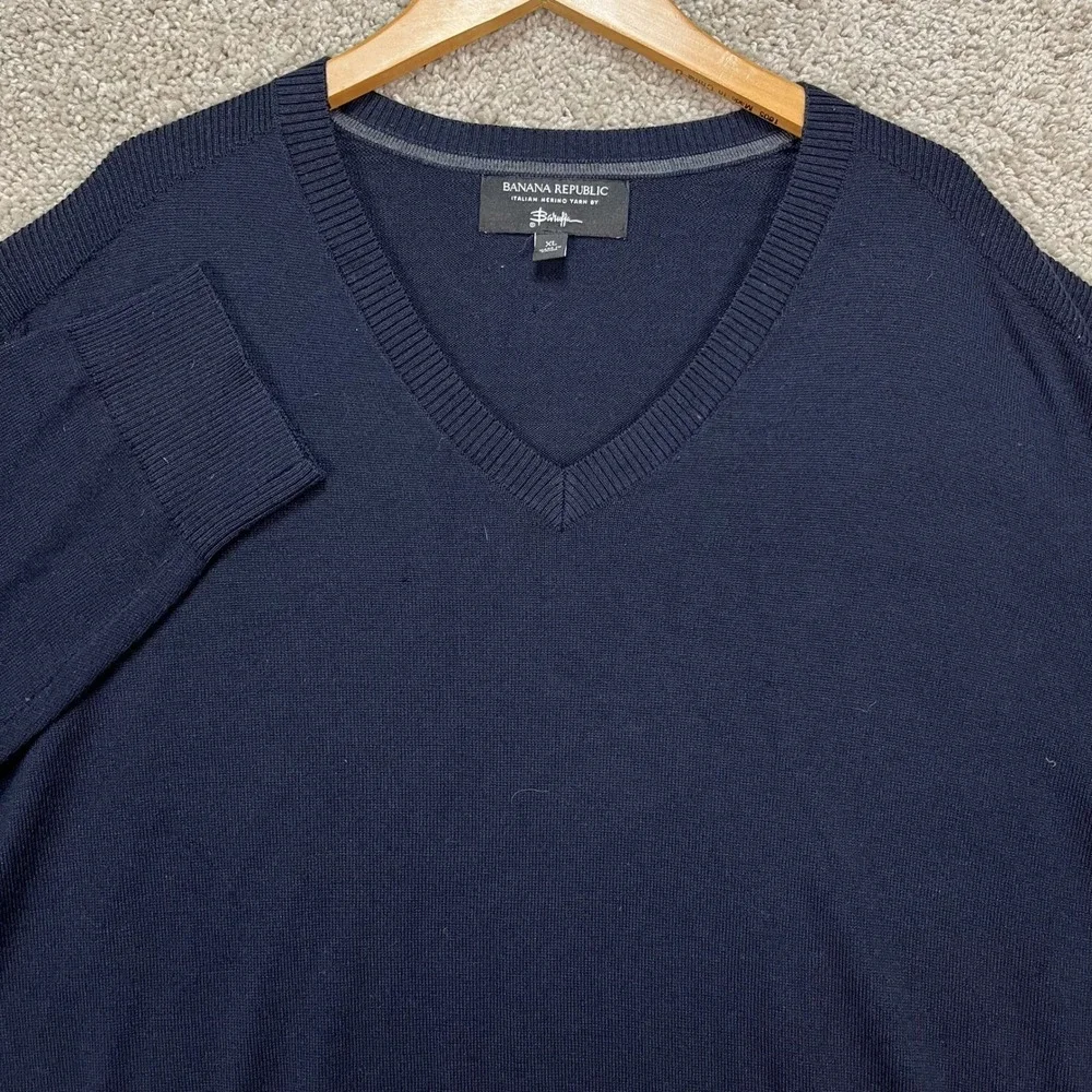 Banana Republic Merino Wool Sweater Mens XL Blue‎ Long Sleeve V-Neck Pullover
